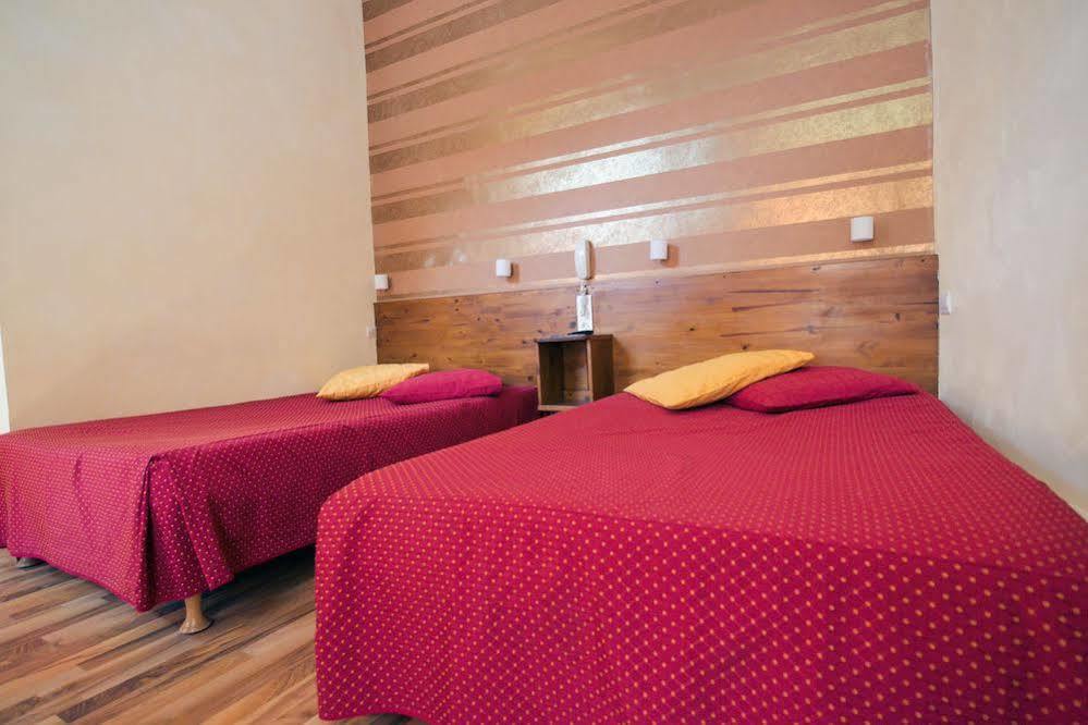 Altera Roma Hotel Avignon Exterior photo