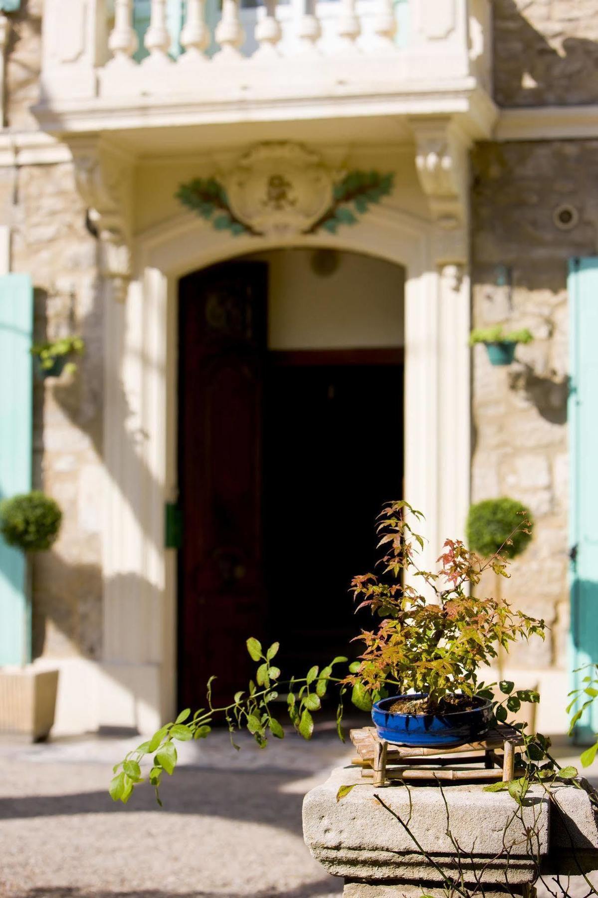 Altera Roma Hotel Avignon Exterior photo